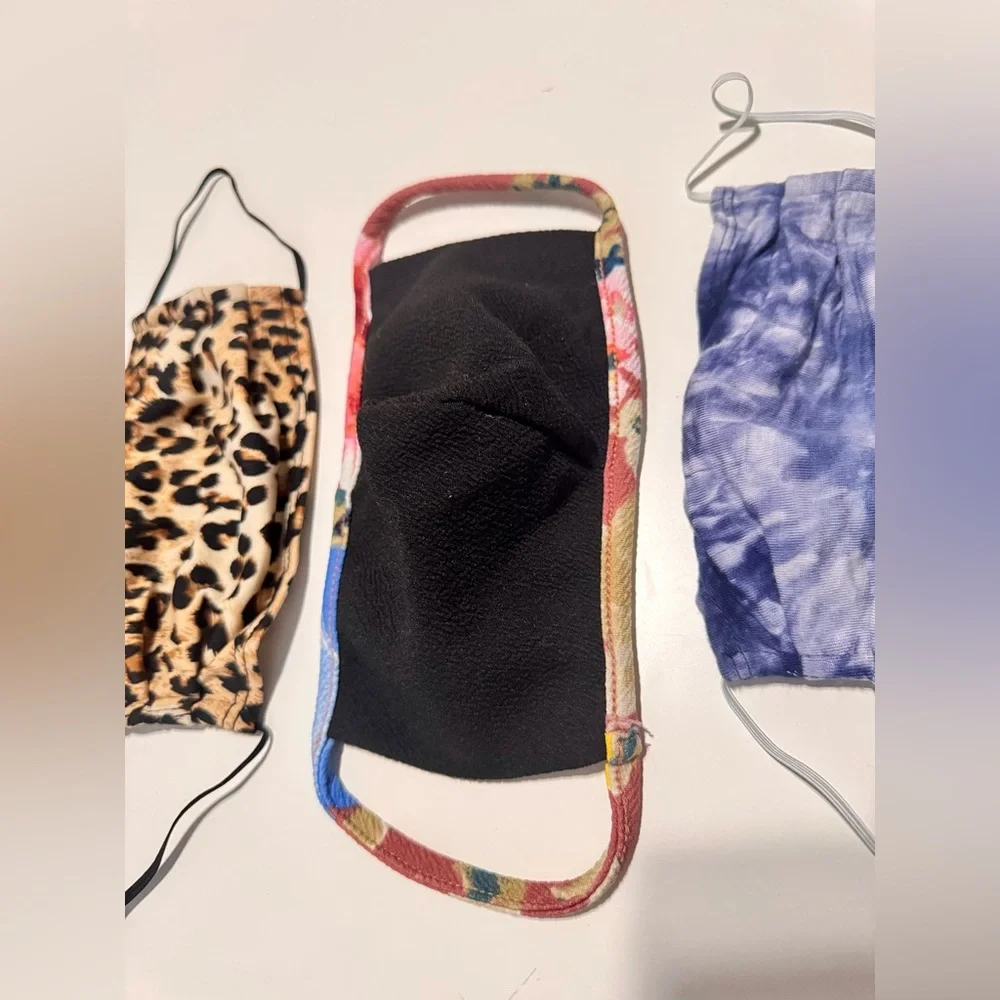 Set of 4 Stylish Face Masks - NEW